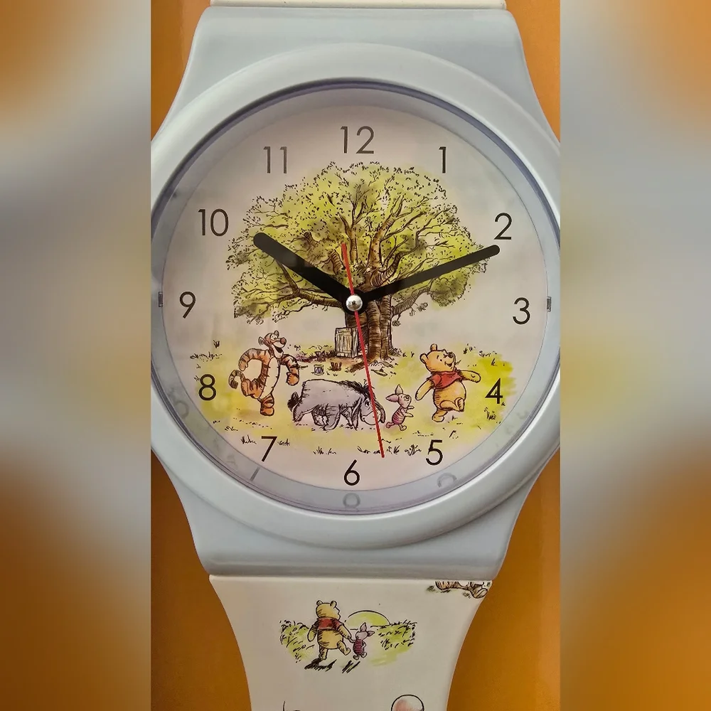 Winnie the Pooh Oversized Wristwatch Wall Clock – New in Box